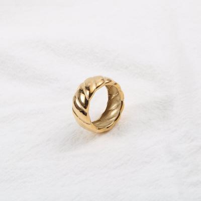 China Kosta Trendy Personality Gold Stainless Steel Simple Gold Ring for Women for sale