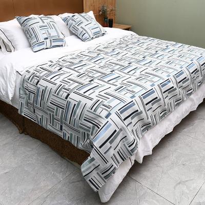 China Nondisposable Hot Luxury New 100% Cotton 4pc Comfortable White Stripe Bed Sheet Star Hotel Bedding Set for sale