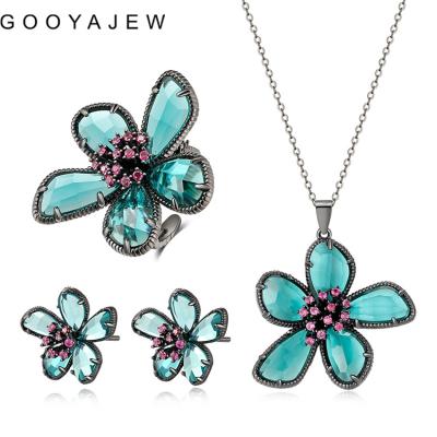 China GOOYAJEW Vintage Women Gemstone S925 Green Glass Fine Jewelry 925 Sterling Silver Necklace Rings Earrings 2022 Set 7025 for sale