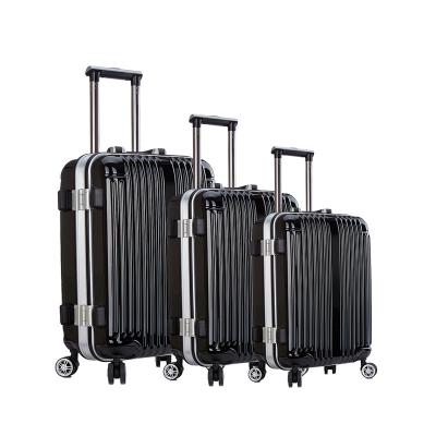 China PC OEM 4Wheel Hand Suitcase Sets with TSA Lock for Business Man and Woman Hard PC 3pcs Luggage Set for sale