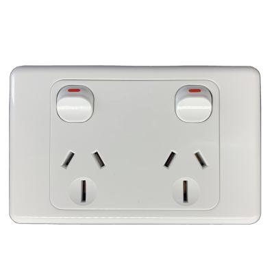 China Residential / General Purpose Wall Outlet CKPM 220v 3 Pin 13a White Copper Customized Logo White Material Origin Factory for sale