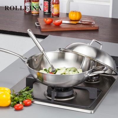 China Sustainable Premium Stainless Steel Triple Bottom Induction Flat Wok With Lid for sale