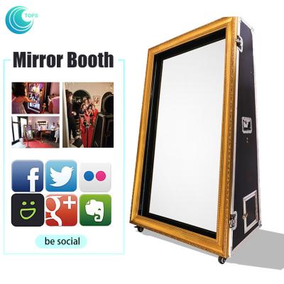 China Automatic 360 Degree Selfie Magic Mirror Photo Booth Case For Entertainment for sale