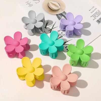 China Wholesale Cute Matte Big Flower Hair Claws Plastic Hair Clip Fashion Candy Colors Hair Clips For Girls for sale