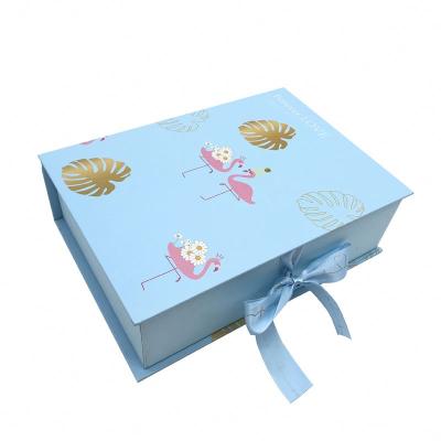 China Recycled Materials Custom Design Baby Clothes Clothing Sets Suitcase Girls Shower Candy Packing Shoe Teeth Baby Gift Box for sale