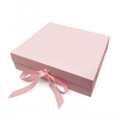 China Custom Materials Logo Luxury Pink Rigid Cardboard Paper Packaging Recycled Magnetic Folding Gift Box For Packaging for sale