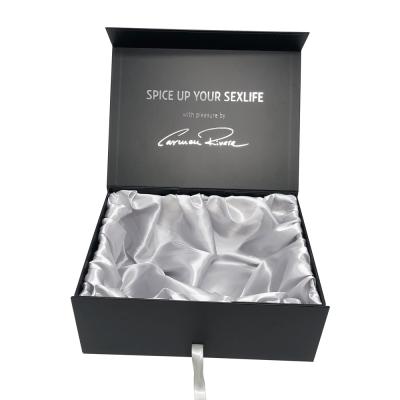 China Recyclable Custom Ribbon Lined Hair Gift Box Apparel Packaging Box Insert Satin With Silk For Garment Shoe Apparel for sale