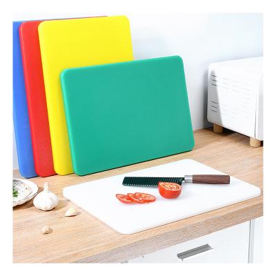 China Viable wholesale household pp plastic cutting board thickened food portable board side kitchen fruit square cutting board for sale