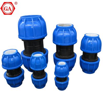 China 50 years 20mm-40mm PE Tee Connector Agricultural Irrigation System Tube Fittings Greengouse Garden Lawn Irrigation Water Pipe Connectors for sale