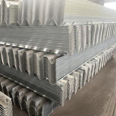 China New Design High Speed Galvanized Steel Sheet Highway Guardrail With All Accessories for sale