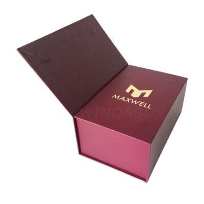 China Safety And Hygiene Recyclable Gift Packaging Clamshell Cardboard Customizable Shoes And Apparel Packing Box for sale