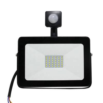 China Warehouse Factory 30W 50W LED Floodlight IP65 Aluminum PIR Floodlight Outdoor Sensor LED Flood Light for sale