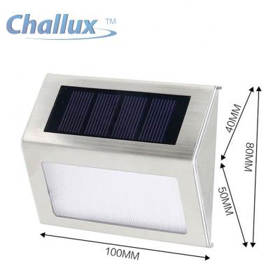 China Cheap Price Garden LED Fence Post Light Custom Fence Solar Light for sale