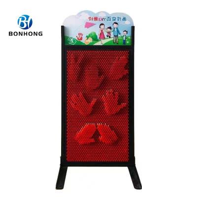 China Different Size Game 3D Pin Art Pin Screen For Kids And Adults Indoor Outdoor Plastic Art Sculpture Pin Screen for sale