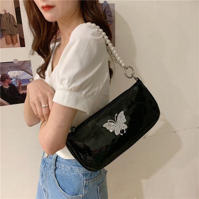 China Fashion Fashion Pearl Chain Shoulder Bags for Women Handbags Luxury Korean Butterfly Bags Ladies Handbag for sale