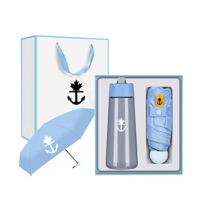 China LOW MOQ Fan Umbrella Water Bottle Business Gift Sets Custom Logo Hotel And Resort Small Promotional Employee Benefits for sale