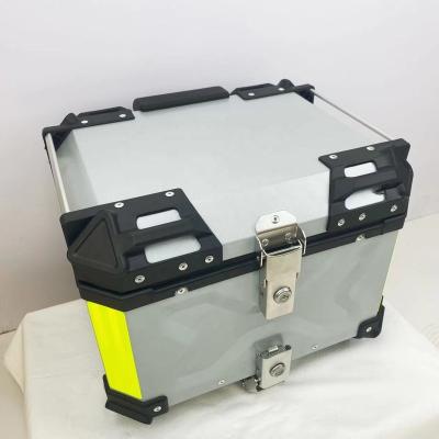 China Waterproof Wholesale And Retail High Quality Aluminum Metal Box Motorcycle Side Box And Tail Box With Top Brackets Accessories Patch Plate for sale