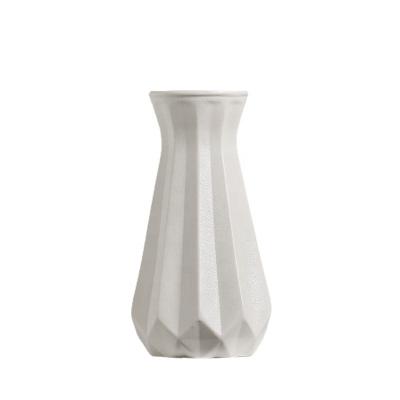 China Longli Vase Yu Wind Ornament Modern Ceramic Insulated Creative Home Office Living Room Decoration Dry Flower for sale