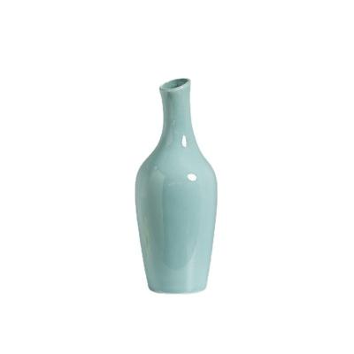 China Longli Nordic Modern Decorative Handmade Vases Home Artwork Art Porcelain Ceramic Vase for sale