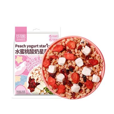 China 80g Natural Wholesale Nutritious Breakfast Cereal Fruit Granola Crunchy Muesli with Freeze Dried Peach and Yogurt for sale