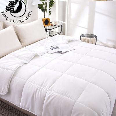 China Free Sample Cheap Home Free Sample Premium Quality 160gsm Hotel Collection Luxury Hotel Insert Comforter Thicker Quilt for sale