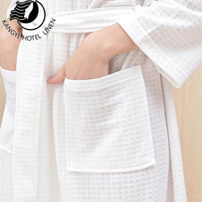 China Luxury Embroidery Logo Hotel Bathrobe Waffle 100 Cotton Plus Size E-commerce Factory for sale