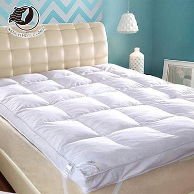 China Waterproof 2021 China Suppliers Soft Filling Goose Down Cheap Hotel Bed Mattress Topper For Hotel for sale