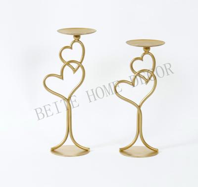 China Well Designed Morden Gold Metal Candlestick Table Wedding Decoration Candle Holder for sale