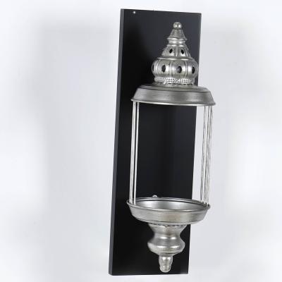 China Indoor Cheap Metal Tealight Candle Holders Factory Price Metal Wall Lantern Decorative for sale