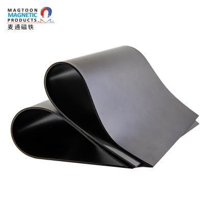 China Custom Flexibility DIY Rubber Magnetic Sheet, Environmental Protection Isotropic Or Anisotropic Rubber Magnetic Sheet for sale