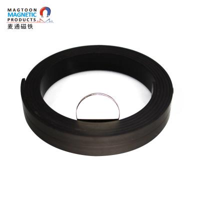 China Industrial Magnet Rubber Soft Magnetic Strip With Double Magnetic Anisotropic Strong Magnetic Strip for sale