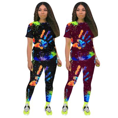 China Breathable Tracksuit Tie Dye Fit Two Piece Graffiti Print Sportswear Two Piece Tracksuit Fashion Gear 2 Piece Clothing Set for sale