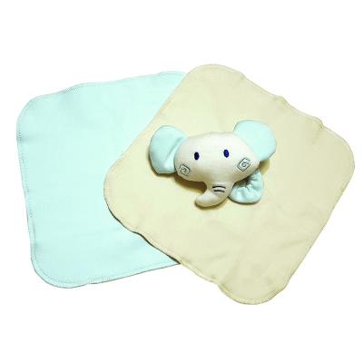 China Lovely Baby Animal Organic Natural Plush Color Cotton Rattle Toy Safety Wrist Healthy Wrist Toy With 2 Pcs Wash Cloth for sale