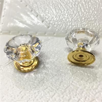 China Cabinet 30mm Crystal Factory Supply Wholesale Furniture Handles Knobs for sale