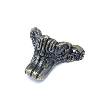 China Box Alloy Antique Bronze Feet Corner Protector For Craft Gift Box Accessories for sale