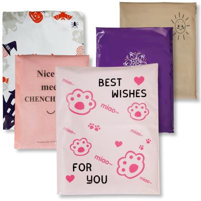 China Custom Biodegradable Waterproof Self-Sealing Mailing Bags Mailer Messenger Bags Logo Shipping Clothing Envelopes Shipping poly bag for sale