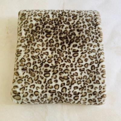 China New Softness Rabbit Fur Leopard Printed Luxury Faux Fur Throw Blanket for sale