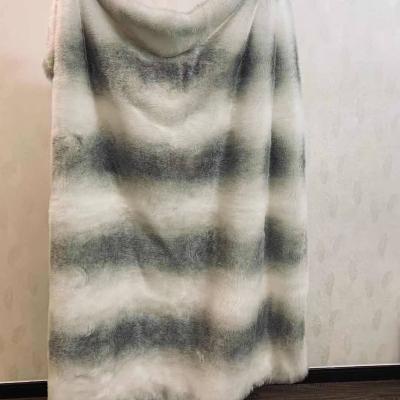 China Softness Gray Stripe Faux Fur Luxury Printed Throw Blanket for sale