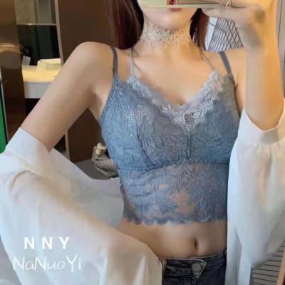 China Women Breathable Floral Wire Free Bra Soft Unremovable Bralette Lace Tube Top Wrap Lace Crop Top Chest Pad for sale