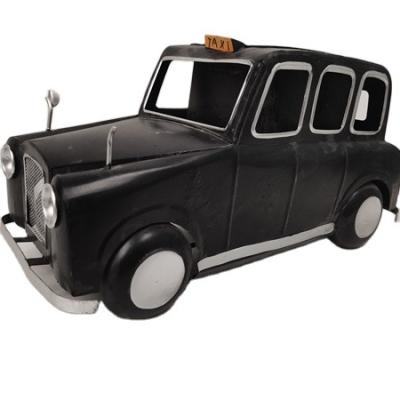 China New CLASSIC Garden Decor Jeep Car Planter Metal Design Iron Flower Pot Car Planter for sale