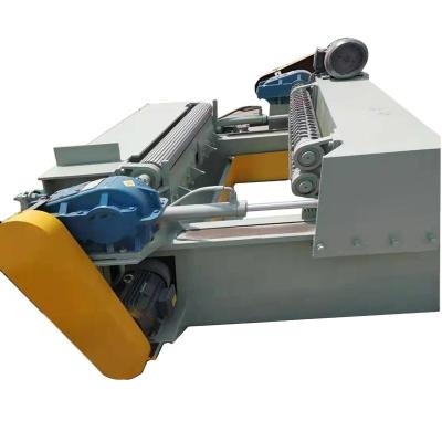 China 4/8 ft spindleless wood log debarker machine wood rotary cutting machine 4 feet size double roller wood log debarker machine for sale