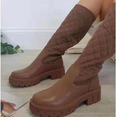 China Flat Round Anti-slippery Toe Lingge Leather Boots Flat Round Toe Long Boots Suede Women Knee High Boots for sale