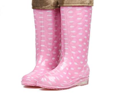 China Height Increasing 2021 Waterproof Outdoor Garden Casual Rain Boots Shoes Women Colorful Printing Rubber Boots For Women for sale