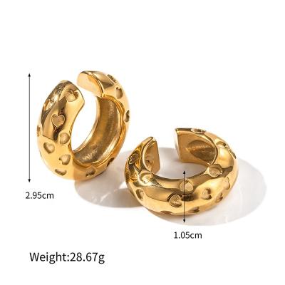 China TRENDY Creative Heart Design Round Chunky Clip Earrings for Women Gold Plated Stainless Steel Ear Cuff Earclips Without Pierced Jewelry for sale