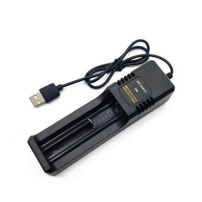 Chine Free Shipping Smart Standard Battery USB Plug 4.2v 1a 1slot 18650 Lithium Battery Universal Charger à vendre