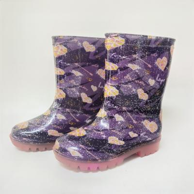 China Waterproof Kids Glitter Heart Lit Purple PVC Waterproof Rain Boots for sale