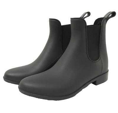 China Fashion Trend black fashion matt surface medium PVC ankle garden rain boots women for sale