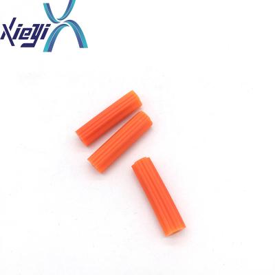 China Plastic Wall Screws Raising Plastic Screw Anchors for sale