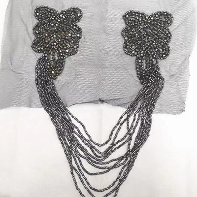 China New Arrival Fashionable Applique Seed Bead Embroidery Tassel Bridal Epaulet Beaded Neckline for sale