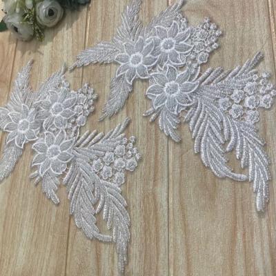 China Luxurious heavy 3d pearl 3d lace applique, sequined floral 3d flower applique lace patches for sale